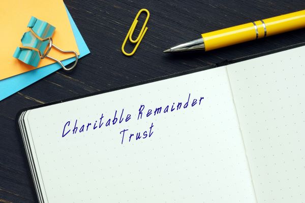 Understanding the Two Types of Charitable Remainder Trusts